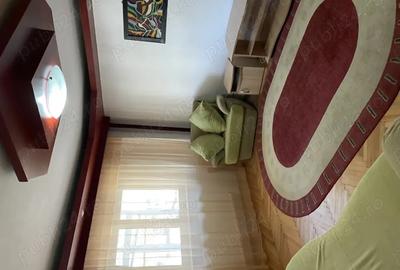 Ofer spre inchiriere garsoniera decomandata in Pitesti Ofer spre inchiriere garsoniera decomandata in Pitesti - 4