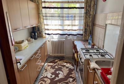 Apartament cu 3 camere semidecomandat în Berceni - 19