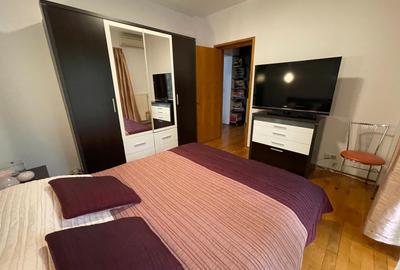 APARTAMENT IN VILĂ 5 CAMERE,4 BĂI,3 TERASE, PARCARE,CURTE,PANOURI FOTOVOLTAICE - 14