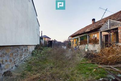 Teren de 818 mp, în Pârneava - 3