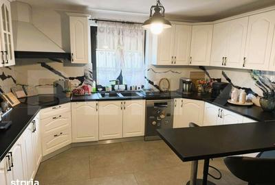 Casă cu 5 camere cu Teren 1453 Mp în Central - 7