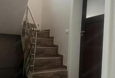 Casă cu Teren 2000 Mp în Podari - 14