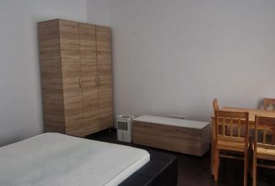 De inchiriat garsoniera la casa zona Colinei dispo imediat - 3