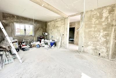 Casă individuală cu 5 camere cu Canalizare în Albina - 2