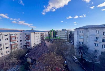 Apartament cu 3 camere decomandat în Nord - 8