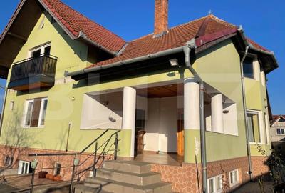 Casa cu 4 camere,200 mp utili, 800 mp teren, Sebes - 2