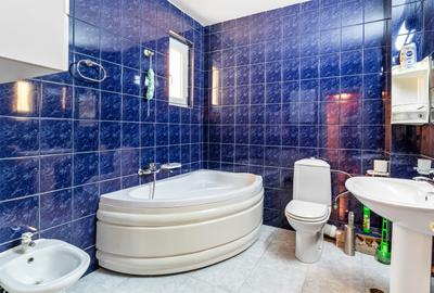 Vilă tip bloc 12 camere, 2 garaje 2 boxe  zona Tomis 1  Flămânda - 24