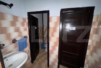 Casă cu 6 camere cu Teren 719 Mp în 14 Mai - 12