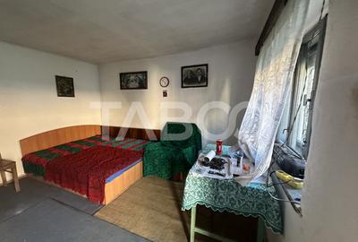 Casa la Tara 3 camere 80 mpu teren 3000 mp Venetia de Sus Fagaras - 6