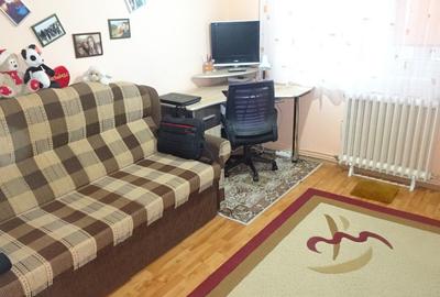 Apartament cu 2 camere decomandat în Piața Centrală - 11