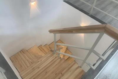 Casă cu 5 camere cu Teren 395 Mp în Malu Mare - 18