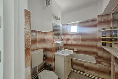 Apartament zona Victoria,3 camere decomandat - 8