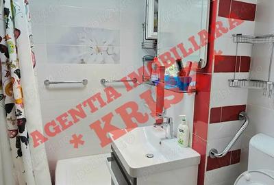 Apartament cu 4 camere decomandat în Central - 1