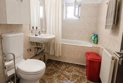 Apartament cu 3 camere decomandat în Craiovei - 1