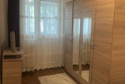 Apartament cu 2 camere nedecomandat în Micro 6 - 1