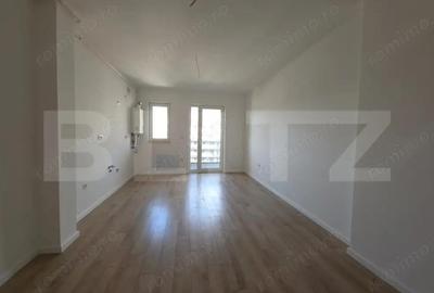 Apartament cu 3 camere semidecomandat în Central - 1