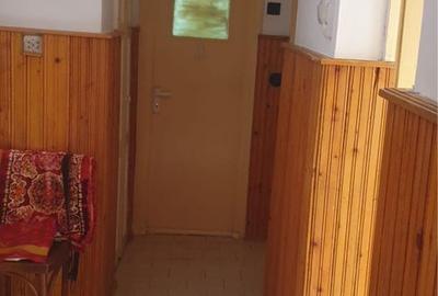 Apartament cu 2 camere decomandat în Micro 5 - 2