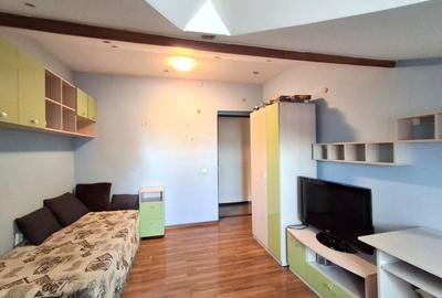 Casă individuală cu 8 camere cu Canalizare în Central - 19