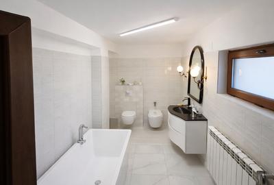 Casă cu 6 camere cu Canalizare în Ultracentral - 10