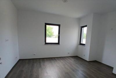 Casă individuală cu 4 camere cu Teren 787 Mp în Corbeanca - 2