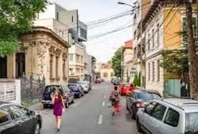 Vila Deosebită Zona Excelentă Piață Romana Polona Vila Deosebită Zona Excelentă Piață Romana Polona - 1