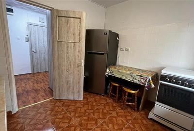 Apartament cu 3 camere semidecomandat în Olteniței - 2