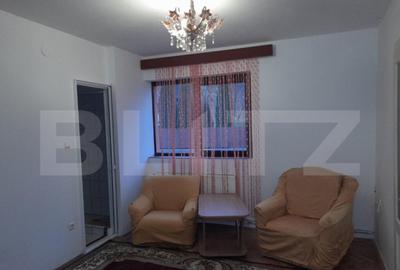 Casa 3 camere SI GRADINA 550mp in vatra satului TARLUNGENI - 1