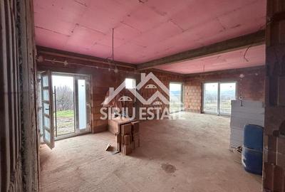 Casă individuală cu 3 camere cu Canalizare în Vale - 2