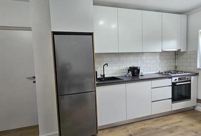 Apartament cu 2 camere decomandat în Micro 17 - 2