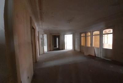 Casa in stil brancovenesc si teren 1750 mp in zona Piata Romana - 4