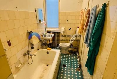 Apartament 3 camere de vanzare - Zona Centrala / Etaj 1 - 8