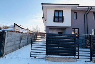 Casă individuală cu 4 camere cu Canalizare în Central - 3