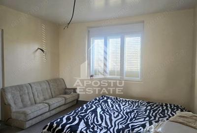 Casă cu Teren 1440 Mp în Central - 2