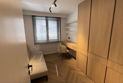 Apartament cu 3 camere decomandat în Tineretului - 2