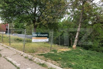 Teren de 14700 mp, în Central - 2