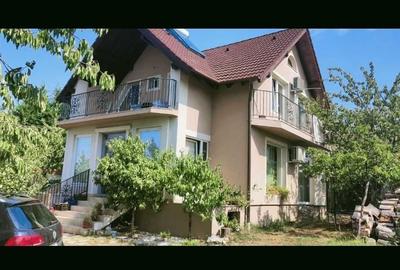 Casă cu 3 camere în Oncea - 1