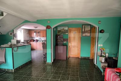 Casă cu 7 camere cu Teren 1430 Mp în Central - 17