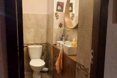 Apartament cu 3 camere decomandat în Broșteni - 3