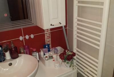 Km.5- Bloc nou,3camere mobilat utilat lux la pretul de 135000 euro - 15