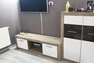 Casă individuală(P+!E+pod)+casă parter în aceeași curte. Teren 270 mp.Curte 150 - 9