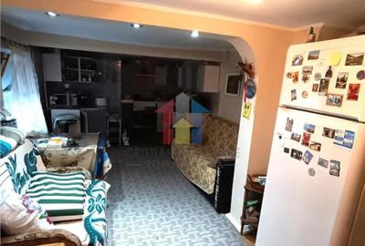 Casă cu 3 camere cu Teren 231 Mp în Chercea - 1