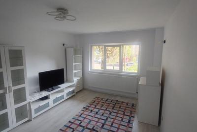 Apartament 3 camere Racadau,renovat,mobilat,139000 Euro neg - 1