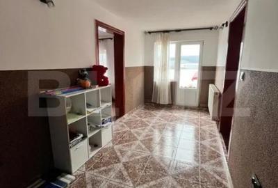 Casă cu 4 camere cu Teren 1400 Mp în Central - 10