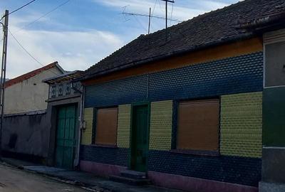 Casă cu 4 camere cu Teren 1000 Mp în Domașnea - 10