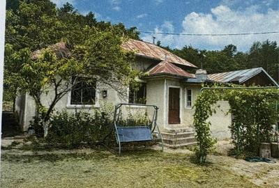 Casă individuală cu 3 camere în Valea Caselor