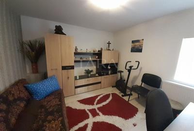 Apartament cu 3 camere decomandat, mobilat în Central - 4