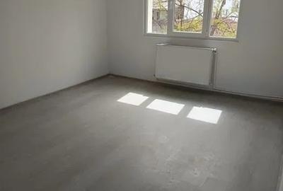 Apartament cu 2 camere decomandat în Nicolina - 3
