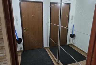 INCHIRIEZ Garsoniera zona Centrala - 4