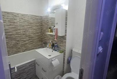 Apartament cu 3 camere decomandat în Bucur Obor - 2