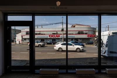 Spațiu comercial, de 450 mp, în Traian - 20